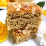Honey almond cake